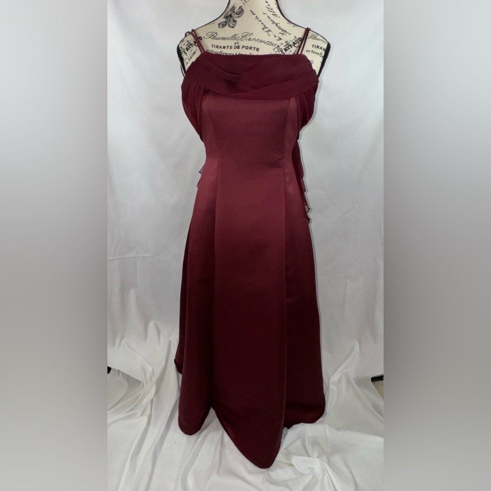Girls: Gorgeous Burgundy Spaghetti Strap dress with matching Scarf - Picture 1 of 8